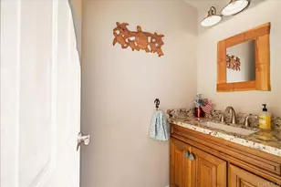 1960 Elevado Rd, Vista, CA 92084 - Photo 48