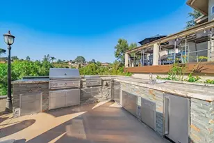 1960 Elevado Rd, Vista, CA 92084 - Photo 54