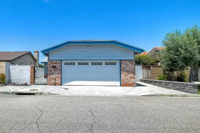 7593 Dehesa Court, Carlsbad, CA 92009 - Photo 4