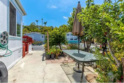 200 S Emerald Dr. #71, Vista, CA 92081 - Photo 16