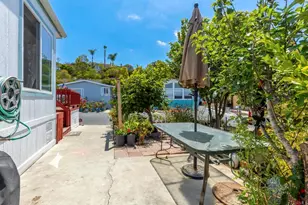 200 S Emerald Dr, Vista, CA 92081 - Photo 16