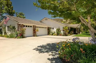 1453 Margarita Glen, Fallbrook, CA 92028 - Photo 2