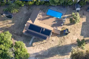 911 Davis St, Ramona, CA 92065 - Photo 2