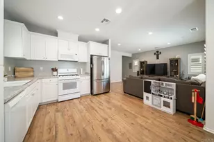 35113 Persano Pl, Fallbrook, CA 92028 - Photo 10