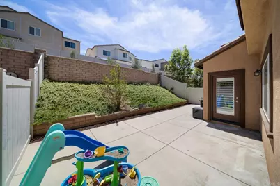 35113 Persano Place, Fallbrook, CA 92028 - Photo 14