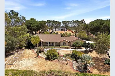 1534 Linda Street, Fallbrook, CA 92028 - Photo 1