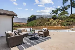 818 Crest Dr, Encinitas, CA 92024 - Photo 6