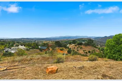 803 Quail Hill Road, Fallbrook, CA 92028 - Photo 4
