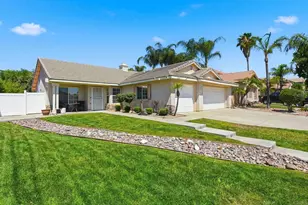 32009 Bourges St, Lake Elsinore, CA 92530 - Photo 2