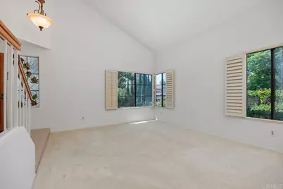 9154 Cadley Court, San Diego, CA 92129 - Photo 6