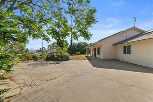 460 Pile St, Ramona, CA 92065 - Photo 2