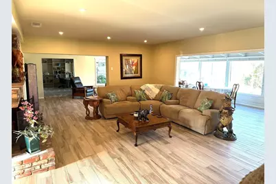 1001 Riverview Drive, Fallbrook, CA 92028 - Photo 6