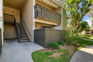 3535 Banbury Dr, Riverside, CA 92505 - Photo 2