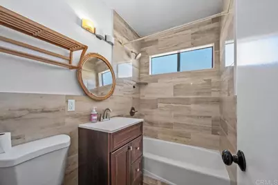 110 S Hanford Avenue, San Pedro, CA 90732 - Photo 22