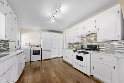 110 S Hanford Street, San Pedro, CA 90732 - Photo 26