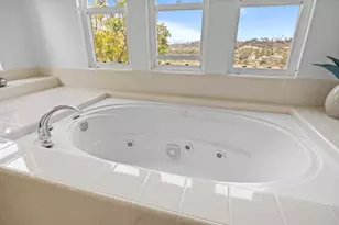 6269 Paseo Privado, Carlsbad, CA 92009 - Photo 22