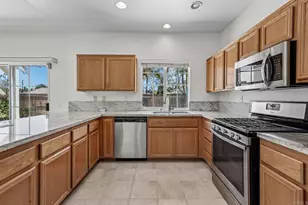915 Applewilde Dr, San Marcos, CA 92078 - Photo 24