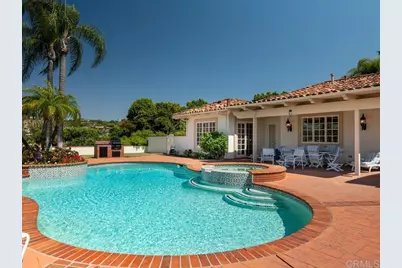 18246 Via Ascenso, Rancho Santa Fe, CA 92091 - Photo 48