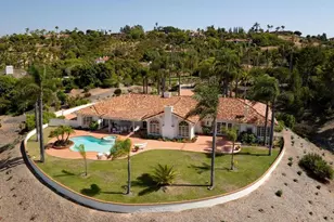 18246 Via Ascenso, Rancho Santa Fe, CA 92091 - Photo 54