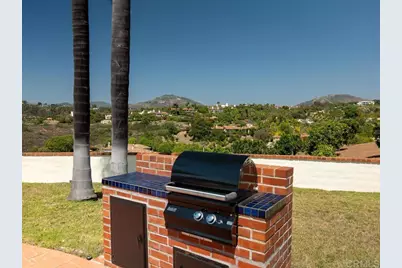 18246 Via Ascenso, Rancho Santa Fe, CA 92091 - Photo 44