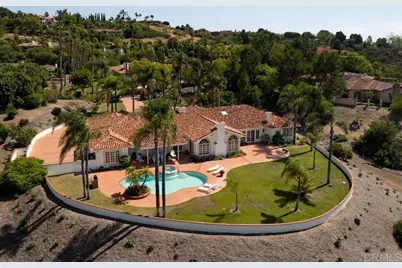 18246 Via Ascenso, Rancho Santa Fe, CA 92091 - Photo 56