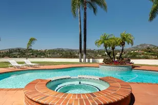 18246 Via Ascenso, Rancho Santa Fe, CA 92091 - Photo 46