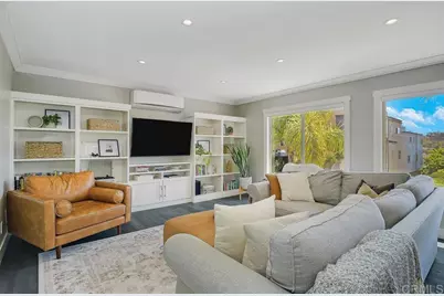 5810 Riley Street #4, San Diego, CA 92110 - Photo 2