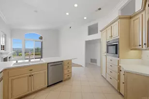 810 Calle Montera, Escondido, CA 92025 - Photo 14