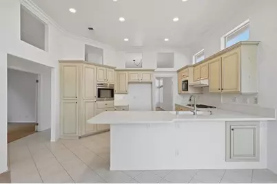 810 Calle Montera, Escondido, CA 92025 - Photo 18