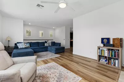 359 Cobalt, Vista, CA 92083 - Photo 8