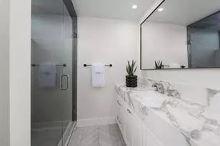 5875 La Jolla Mesa Dr, La Jolla, CA 92037 - Photo 28
