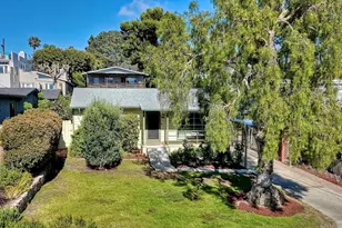 258 Barbara Ave, Solana Beach, CA 92075 - Photo 2