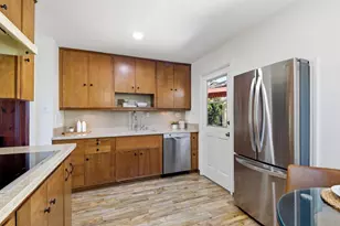 258 Barbara Ave, Solana Beach, CA 92075 - Photo 8
