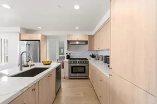212 S Pacific St, Oceanside, CA 92054 - Photo 16