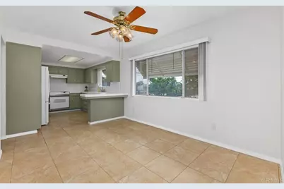 1035 Knoll Park Lane, Fallbrook, CA 92028 - Photo 4