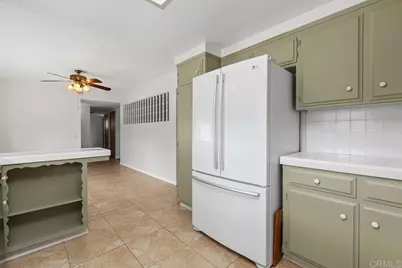1035 Knoll Park Lane, Fallbrook, CA 92028 - Photo 10