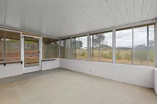 1035 Knoll Park Ln, Fallbrook, CA 92028 - Photo 18