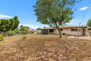 1035 Knoll Park Ln, Fallbrook, CA 92028 - Photo 32