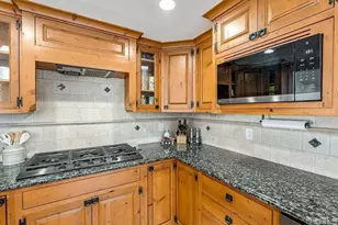 6098 E Silverspur Trail, Anaheim Hills, CA 92807 - Photo 40