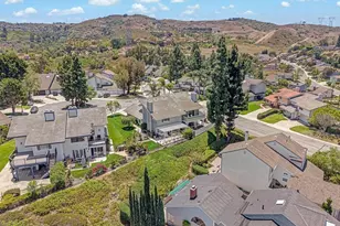 6098 E Silverspur Trail, Anaheim Hills, CA 92807 - Photo 4
