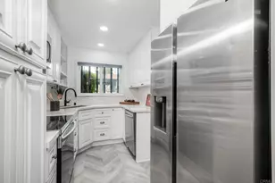 12160 Rancho Bernardo Rd, San Diego, CA 92128 - Photo 6
