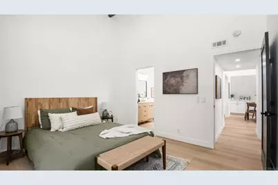 191 Bronze Way, Vista, CA 92083 - Photo 16