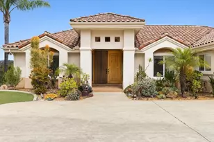 2281 Corner Creek Ln, Fallbrook, CA 92028 - Photo 1
