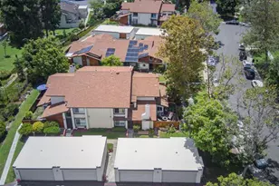 2033 Shadytree Ln, Encinitas, CA 92024 - Photo 22
