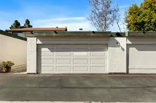 2033 Shadytree Ln, Encinitas, CA 92024 - Photo 24