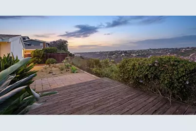 2689 Cowley Way, San Diego, CA 92110 - Photo 4