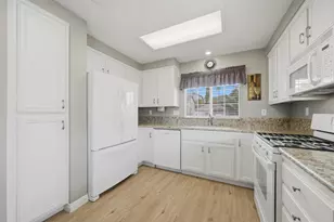 32936 Sotelo Dr, Temecula, CA 92592 - Photo 10