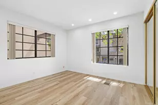 8870 Villa La Jolla Dr, La Jolla, CA 92037 - Photo 20