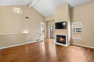 7275 Calabria Ct, San Diego, CA 92122 - Photo 4