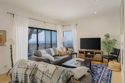 7556 Pepita Way, La Jolla, CA 92037 - Photo 4